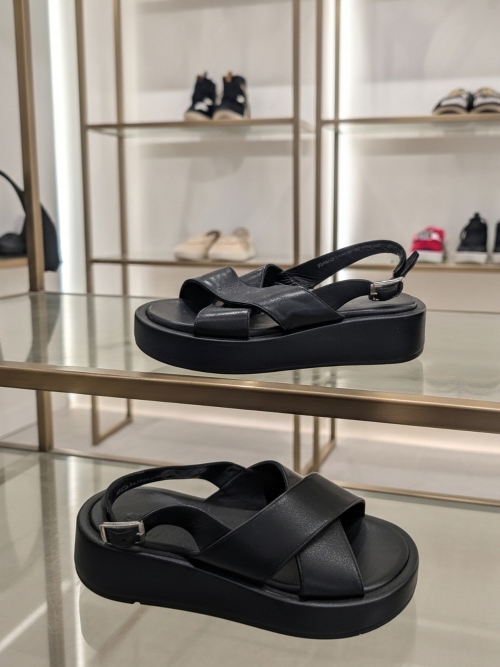 La CANADIENNE Black Leather Platform Slingback Sandals SZ 5